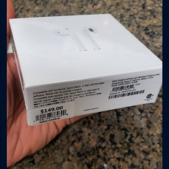 Apple AirPods Generation 2